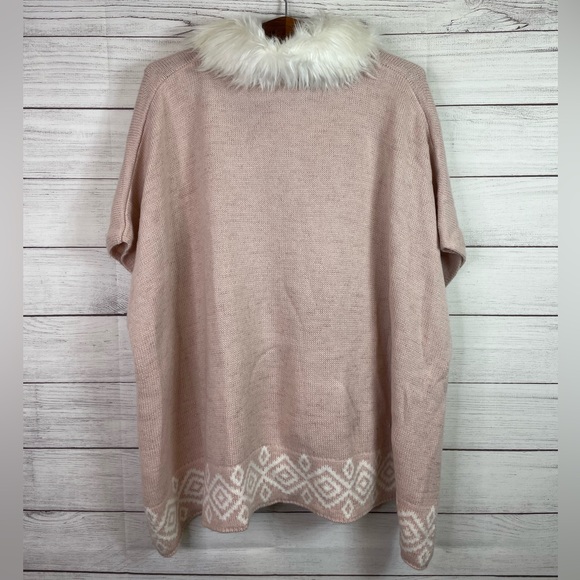 Women’s Black Rivet Poncho - Picture 2 of 6